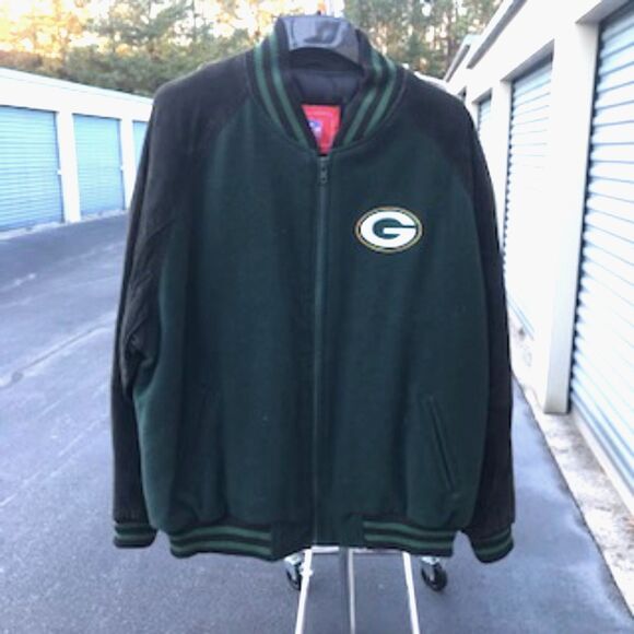 Full Zip . Size: Extra Large {46-48} Varsity . Bomber Jacket . Green Bay Packers - Picture 2 of 6